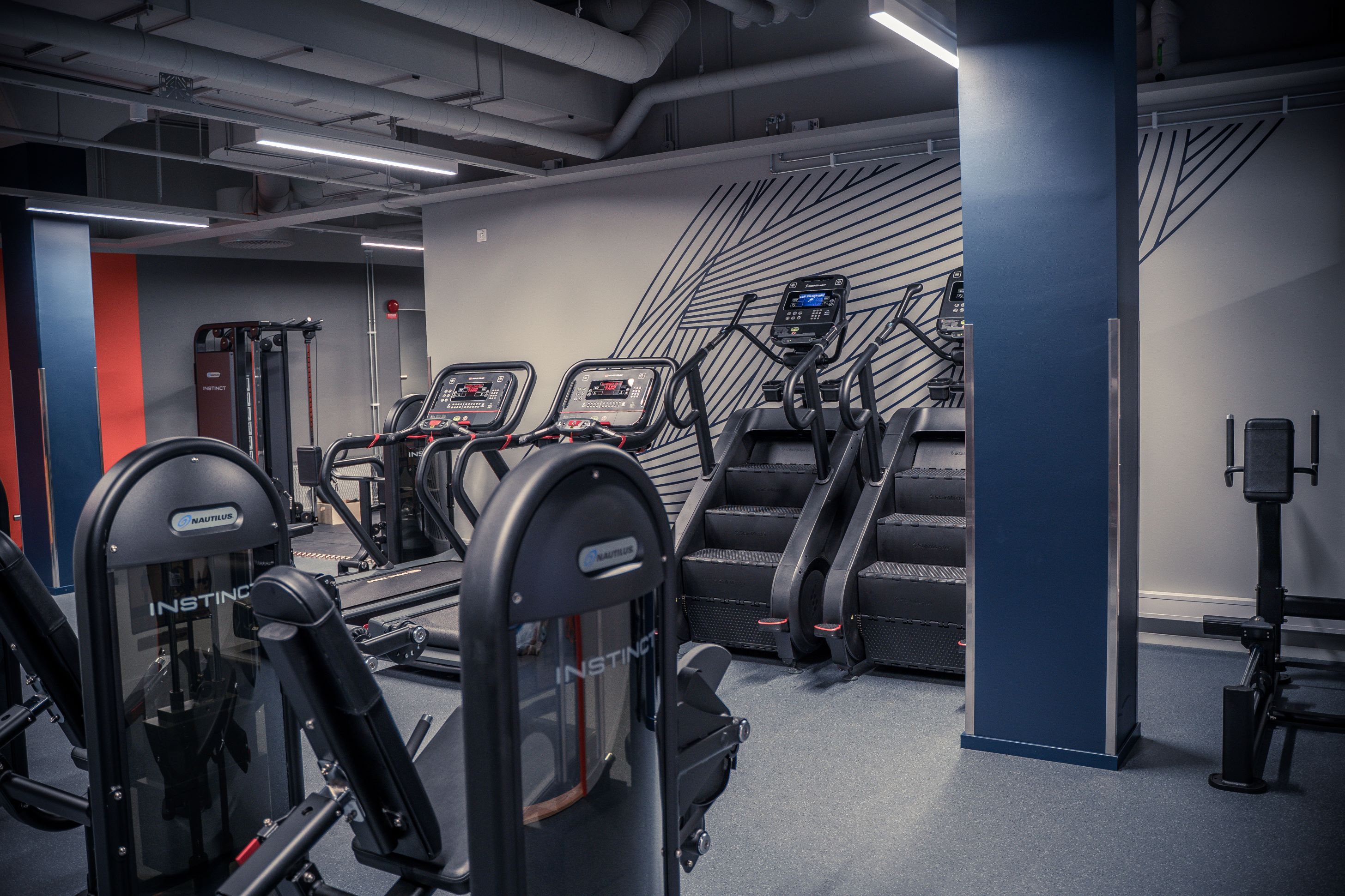 Gymutrustning på Fitness24Seven Tjejgym