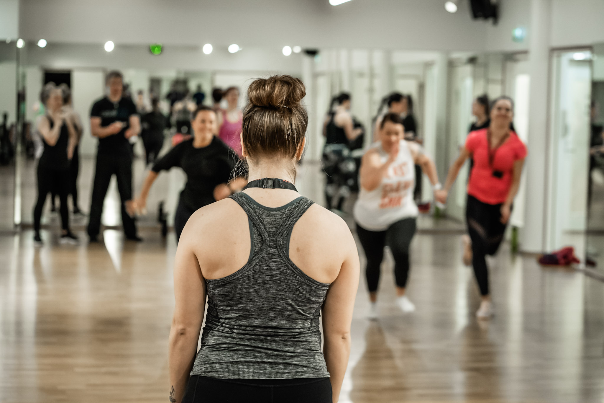 Members' night F24S game - Instructor standing and members running towards the her. 